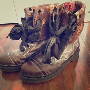 Doc Marten floral combat boots